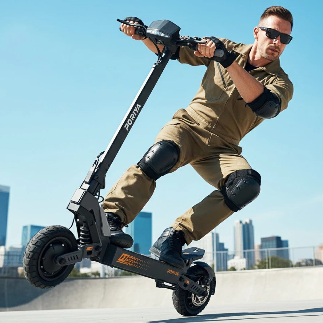 2000W Off-Road Electric Scooter 65 km/h With LCD Display