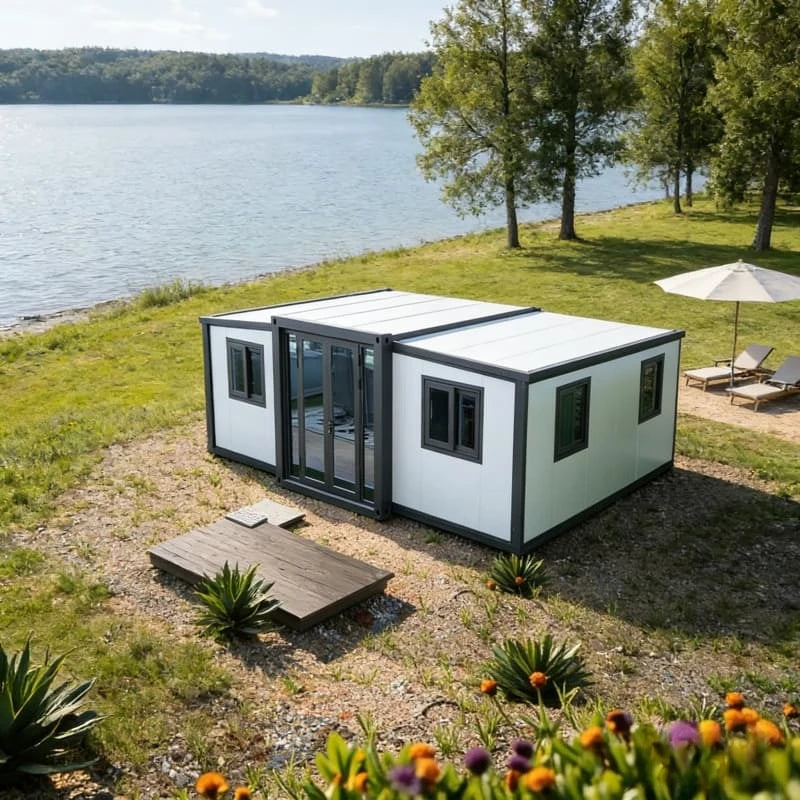 0086 15037187716 Color Expandable Prefab Container House With 2 Bedrooms & Bath